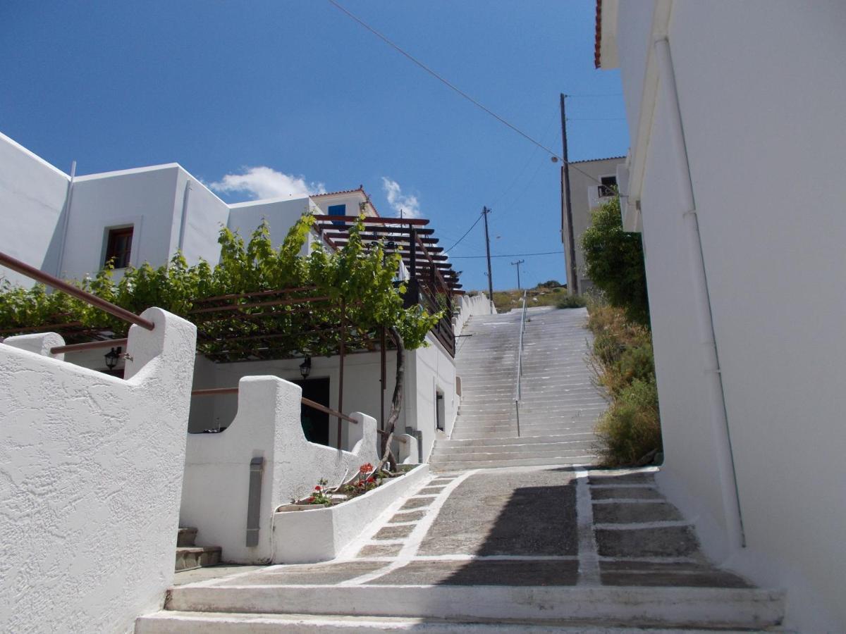 Sofirene Sea View Villa Batsi  Exterior photo